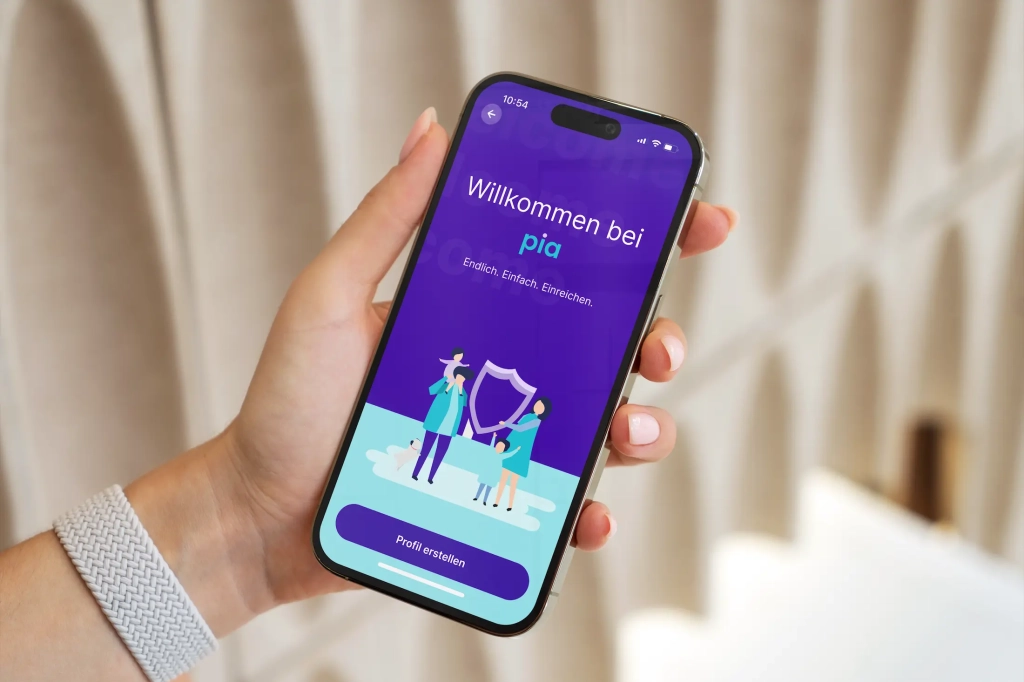 Pia Health App Login Interface.