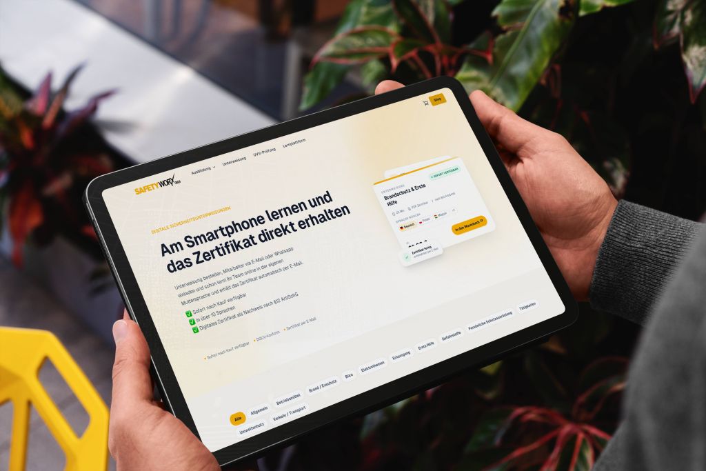 Custom mobile iOS and Android app development agency in Bonn, Laramate GmbH. Laramate GmbH builds cross-platform mobile development applications and platforms. Custom Learning Management App development Safetyworx365, built for construction workers in Germany, built by Laramate GmbH.